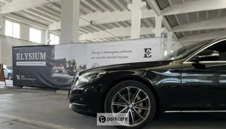 Elysium Parking foto 1
