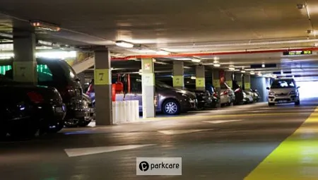 Parcheggio P2 Aeroporto Nizza foto 2